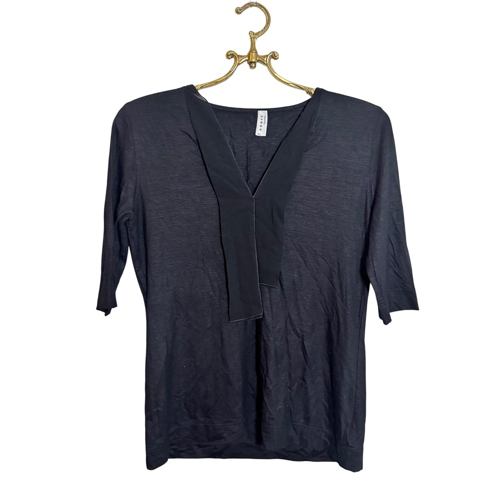 Akris Punto Black Top Silk Trim V Neck‎ 3/4 Sleeve Classic Elegant Size 8